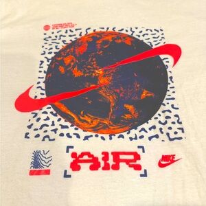 Nike small Air tee. Crisp white - barely worn. Like new.